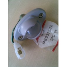 MB337582 MİTSUBİSHİ-LAMP ASSY LİCENSE PL